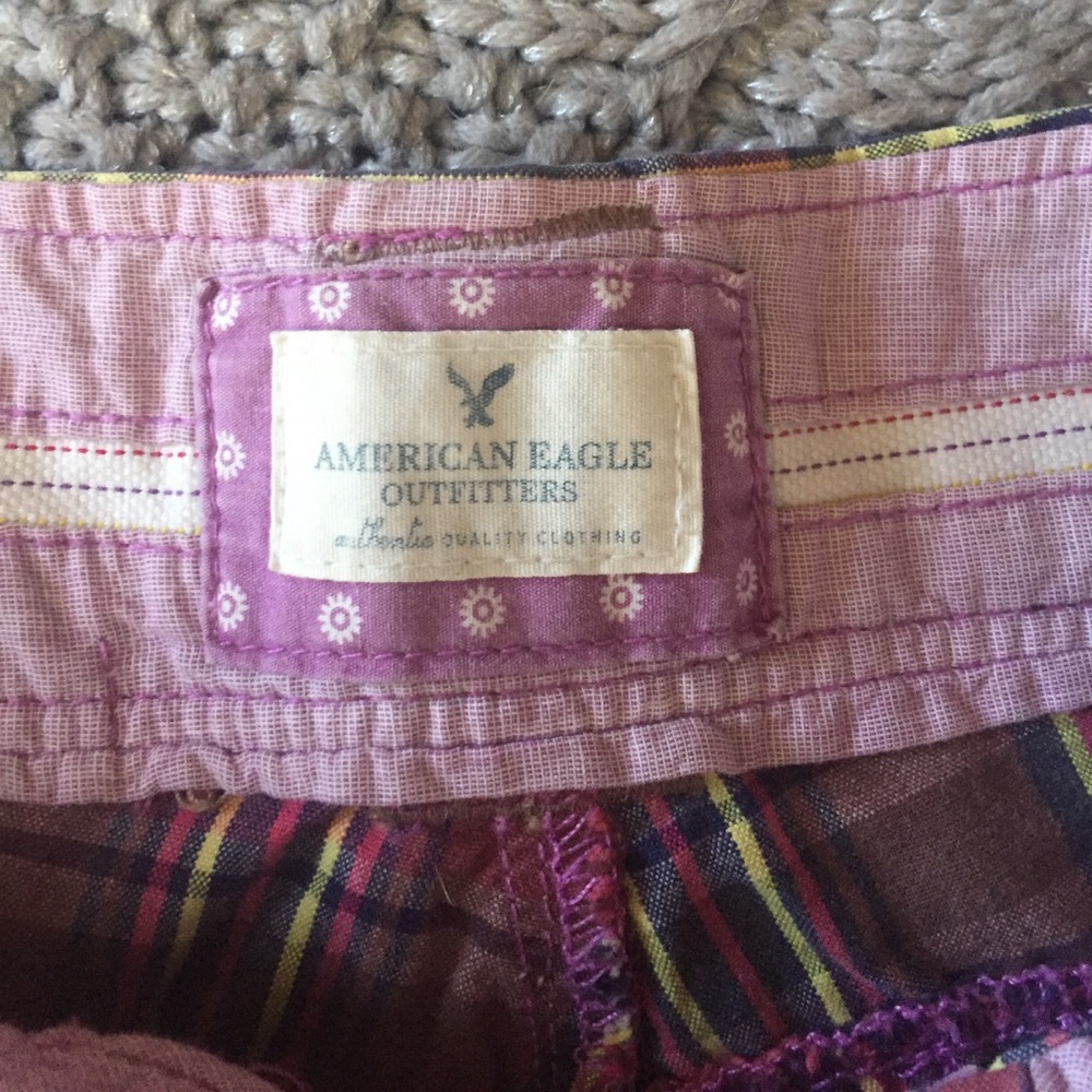 Shorts - Picture 3 of 4